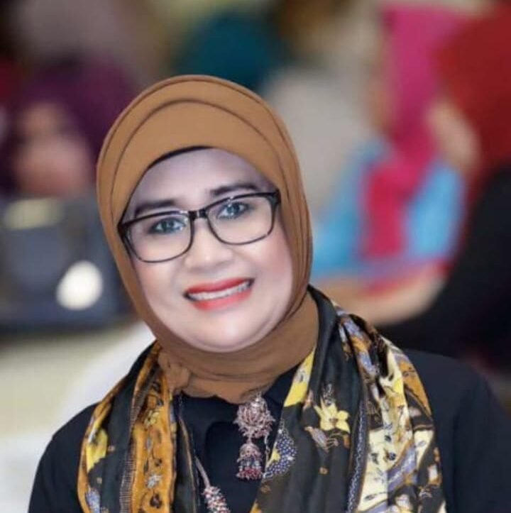 Dr  Nurchaya Tandang [Indonesia]